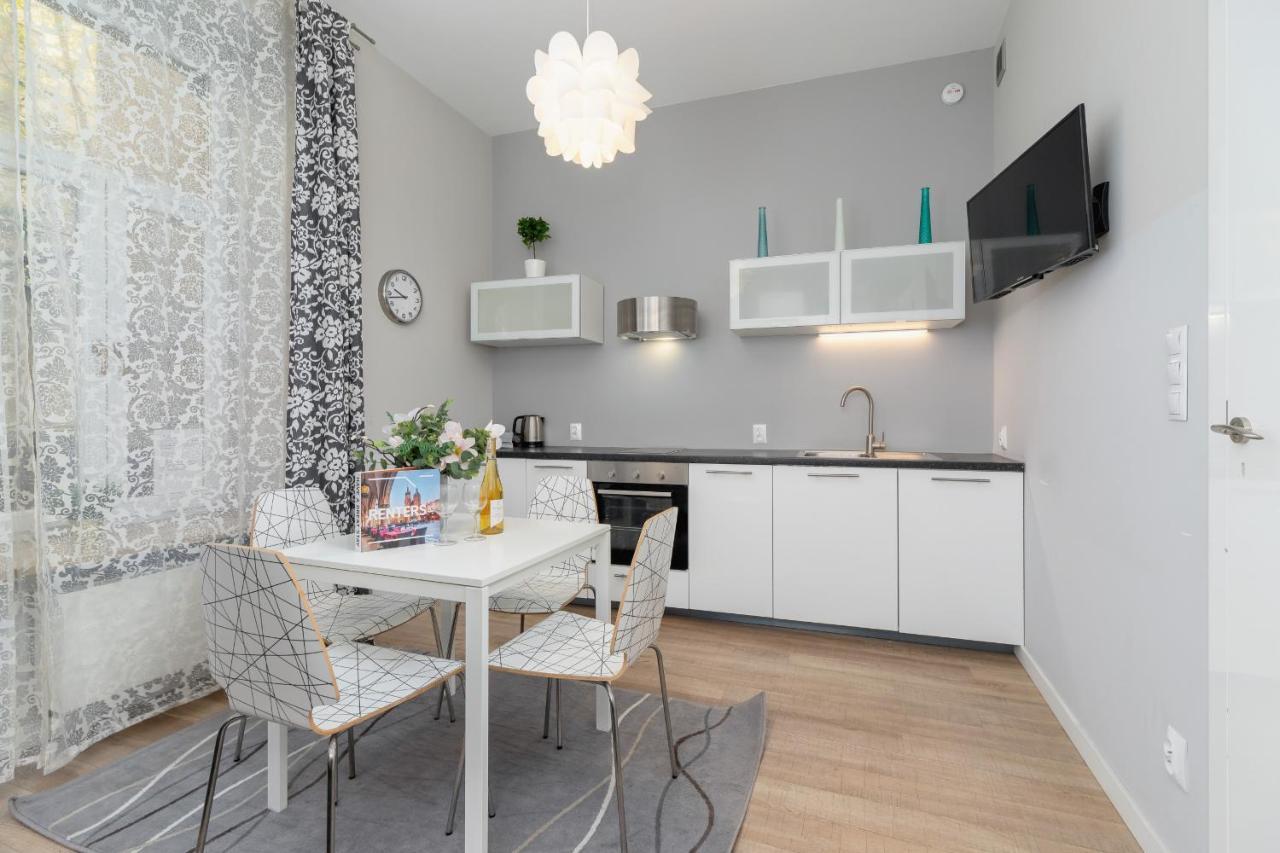 Central Planty Park Apartment Lobzowska By Noclegi Renters Krakkó Kültér fotó