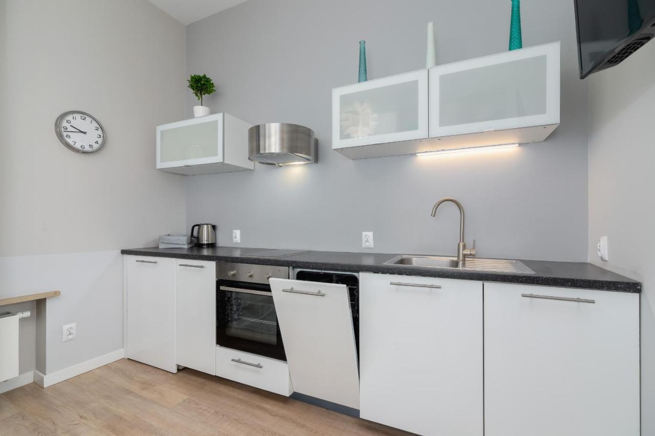 Central Planty Park Apartment Lobzowska By Noclegi Renters Krakkó Kültér fotó