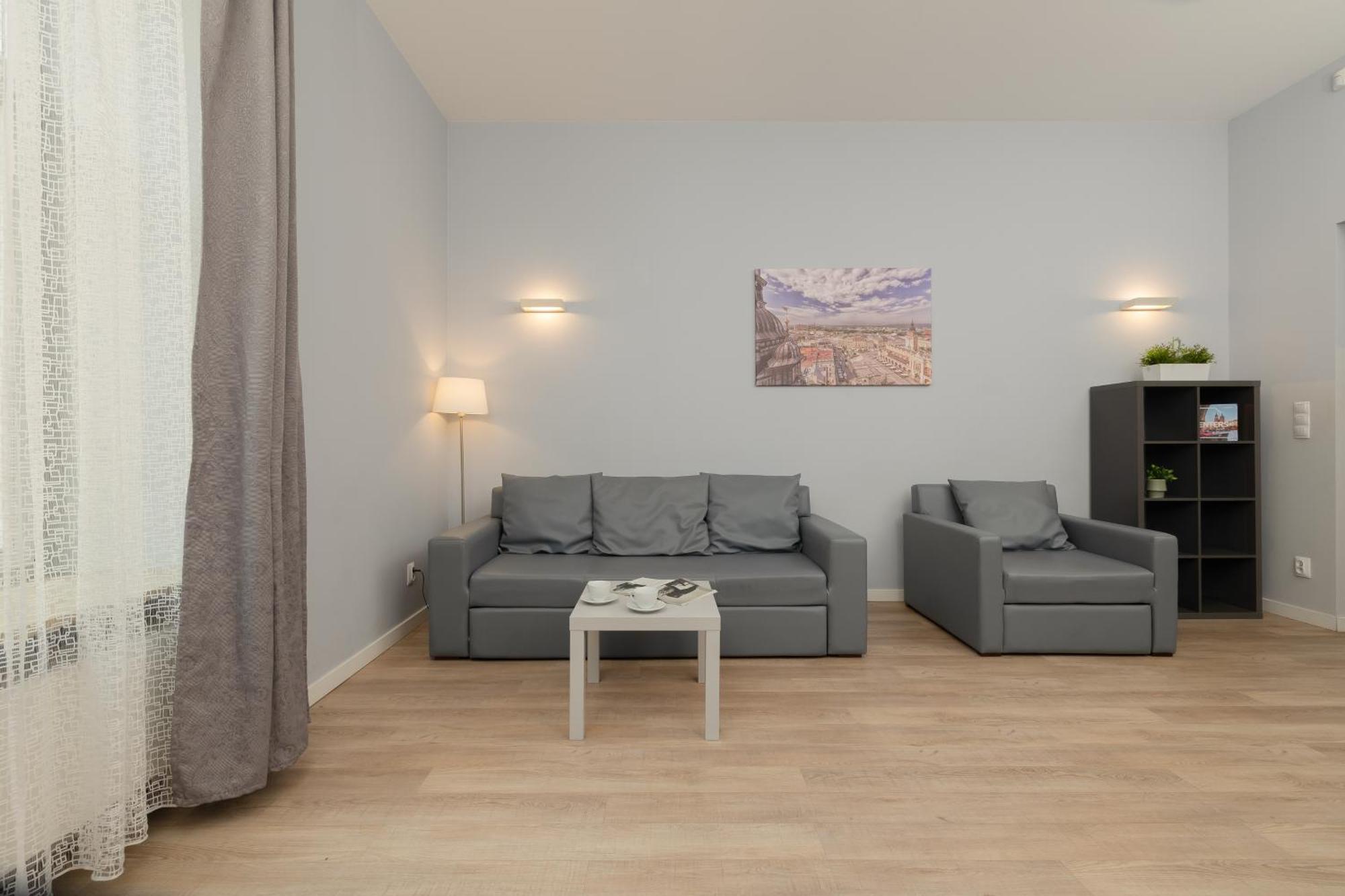 Central Planty Park Apartment Lobzowska By Noclegi Renters Krakkó Kültér fotó
